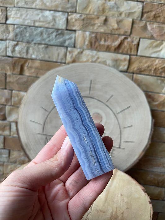 Chalcedon Turm (Blue Lace Achat)