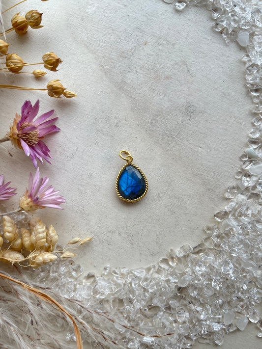 Flashy Labradorit Halskette Edelstahl mit vergoldetem Echtsilber-Anhänger Naturstein