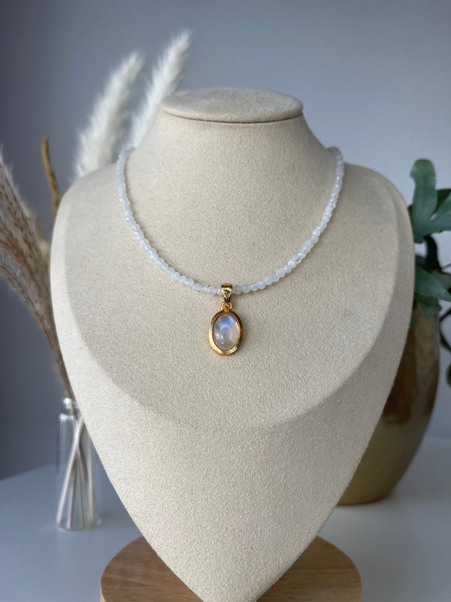 Einzelstück Regenbogenmondstein Halskette (925 Silber)