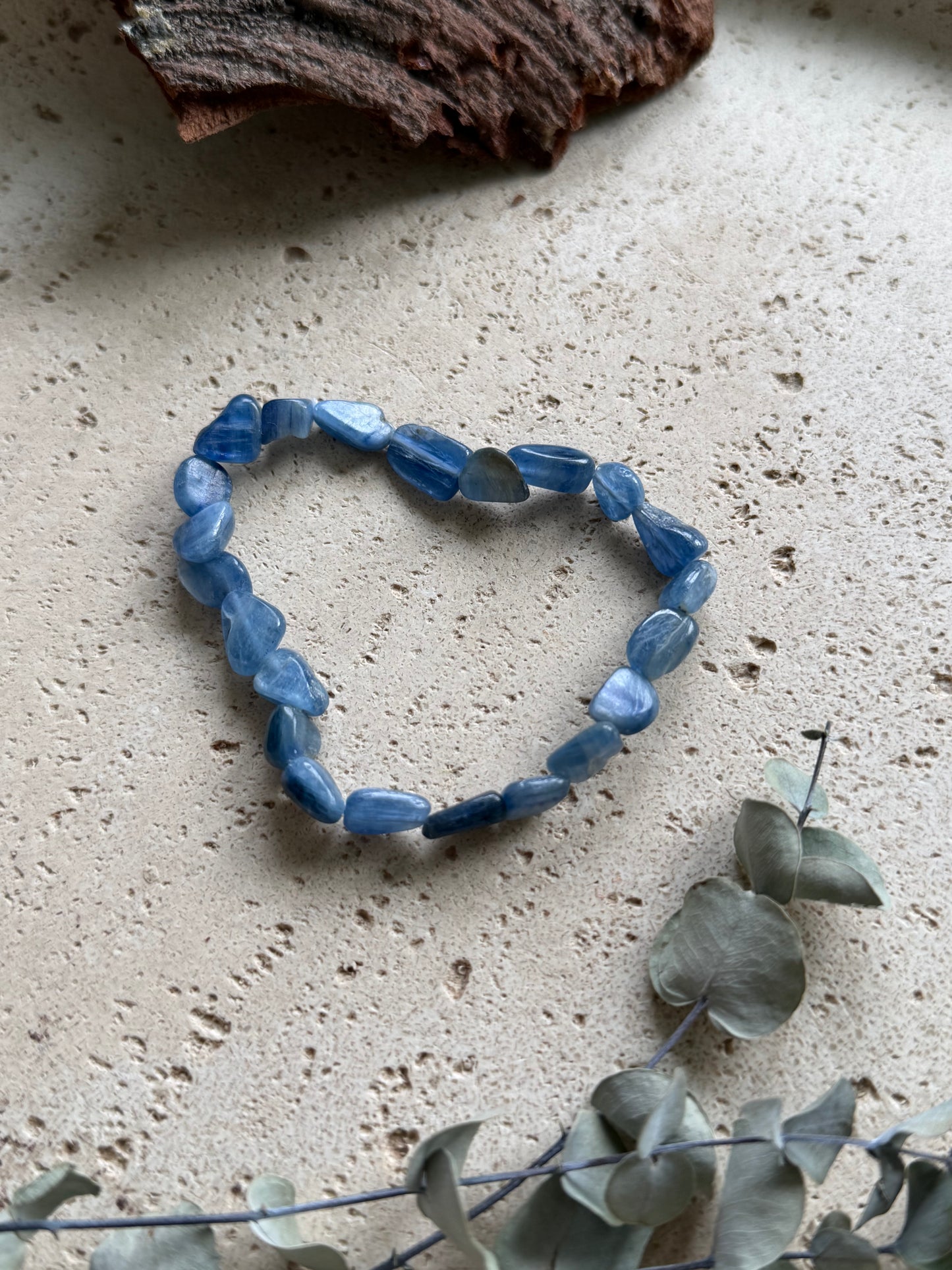 Kyanit Nuggetarmband