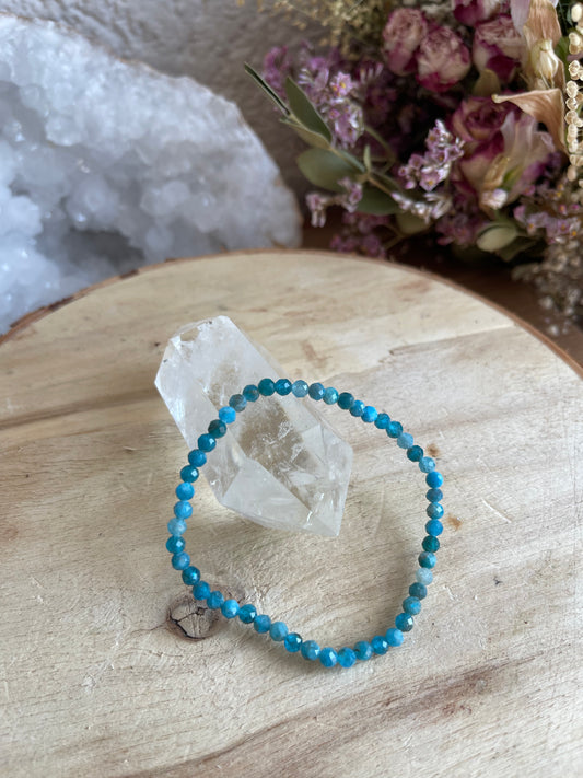 Edelstein Armband blauer Apatit (facettiert)
