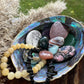Edelsteinset für Anfänger mit Amethyst Rosenquarz Bergkristall und weiteren Heilsteinen