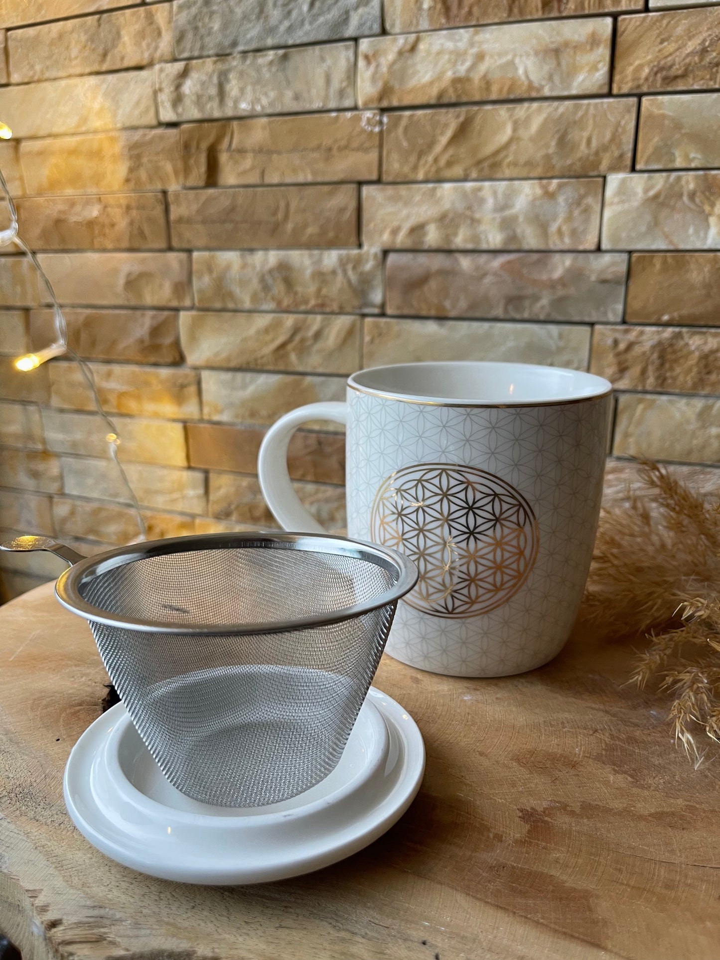 Teetasse mit Sieb und Deckel - Blume des Lebens