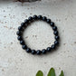 Schungit Armband mit 8 mm Perlen auf Stretchband – Naturlichtmagie