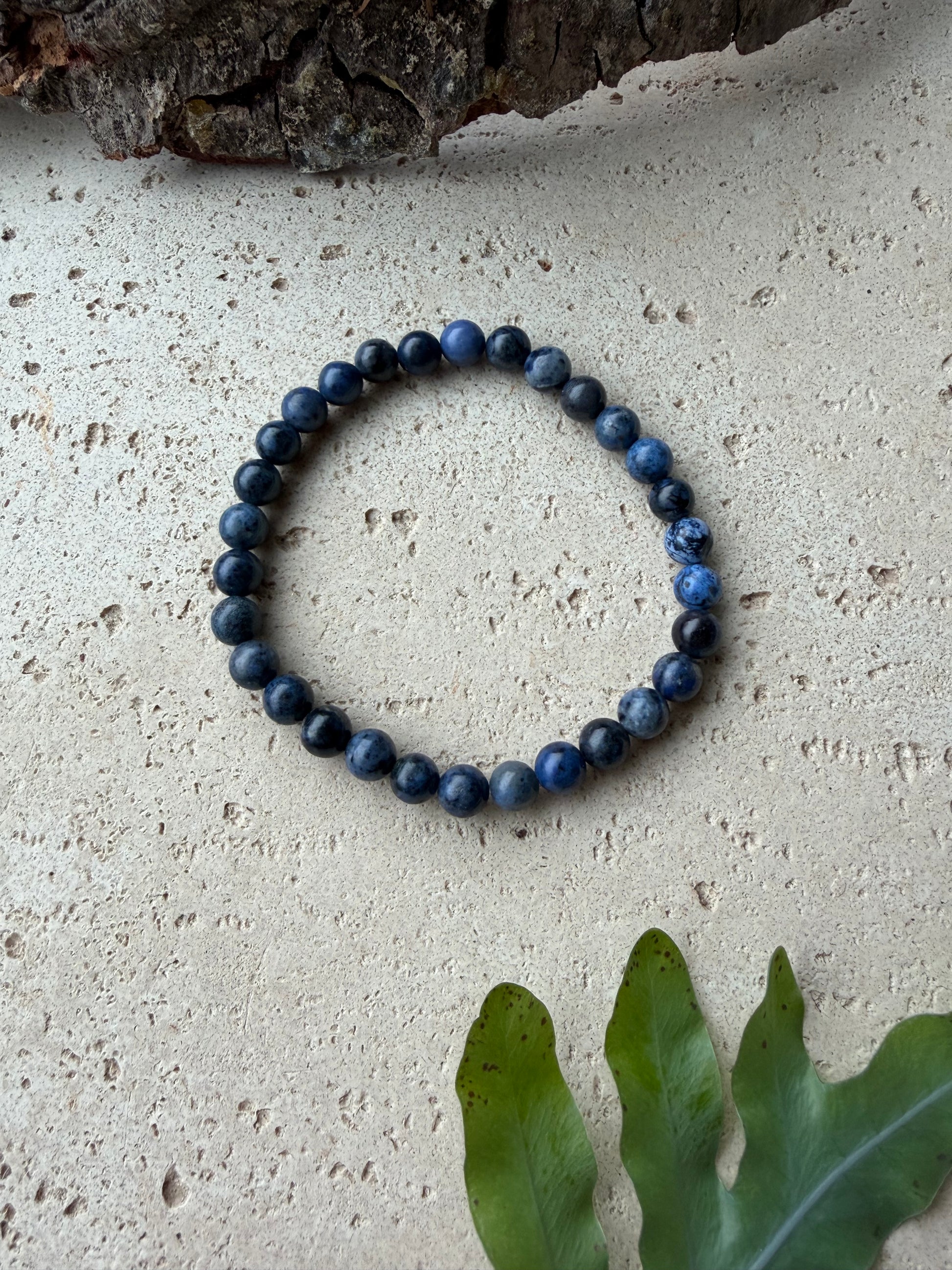 Dumortierit Armband 6 mm glatt – Naturlichtmagie