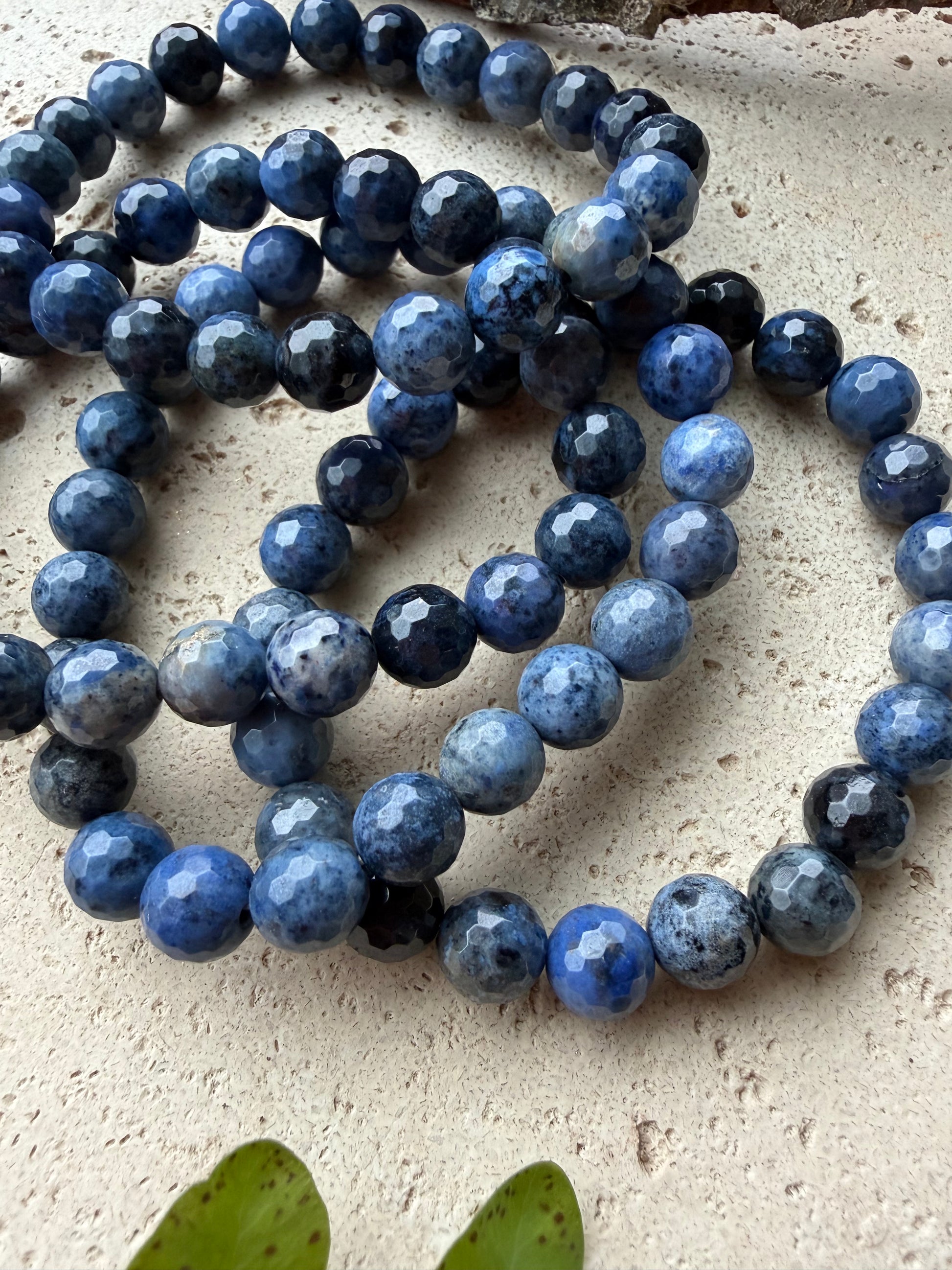 Dumortierit Armband 8 mm facettiert – Naturlichtmagie
