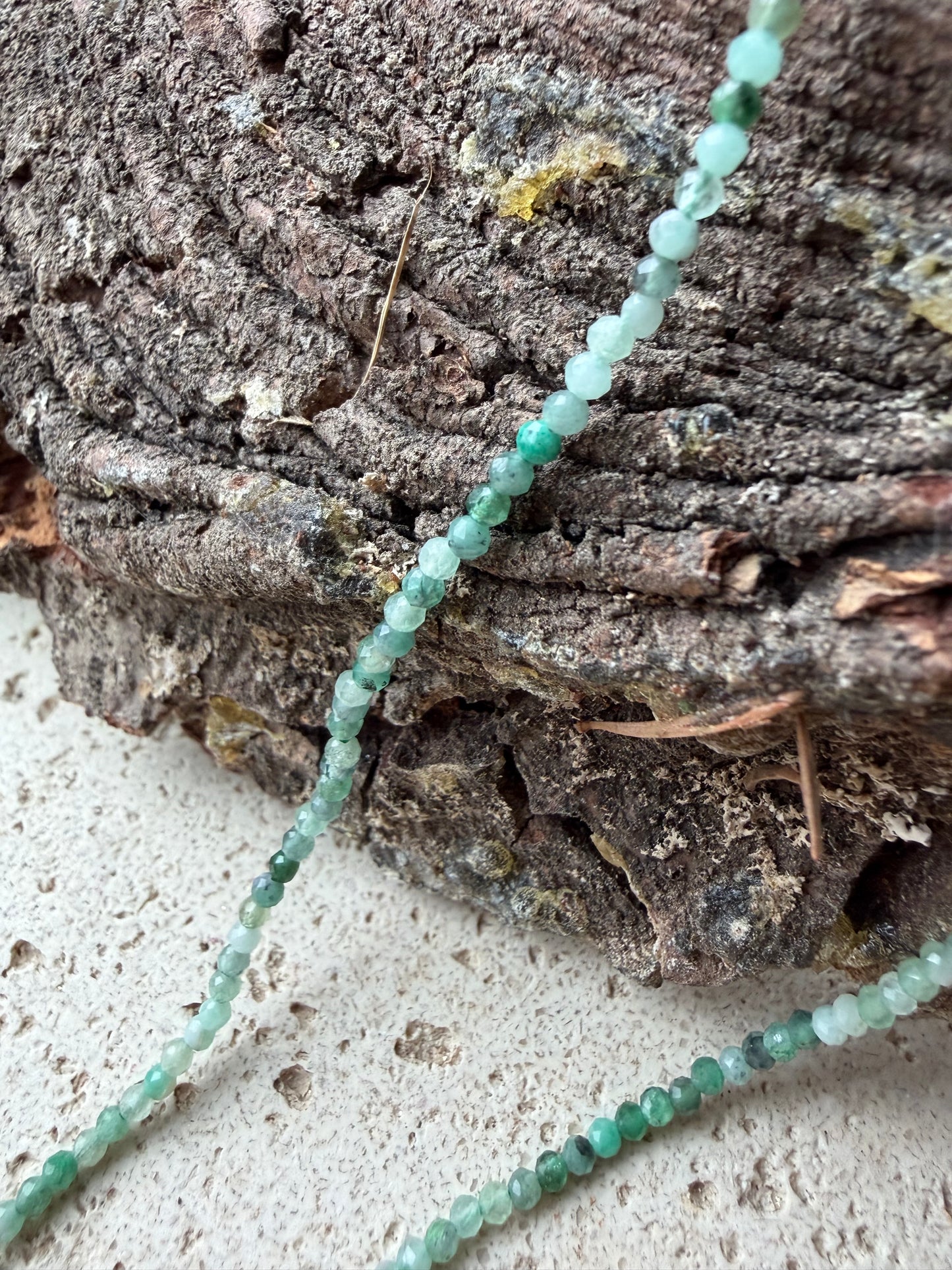 Smaragd Halskette facettiert und 925 Silber – Naturlichtmagie