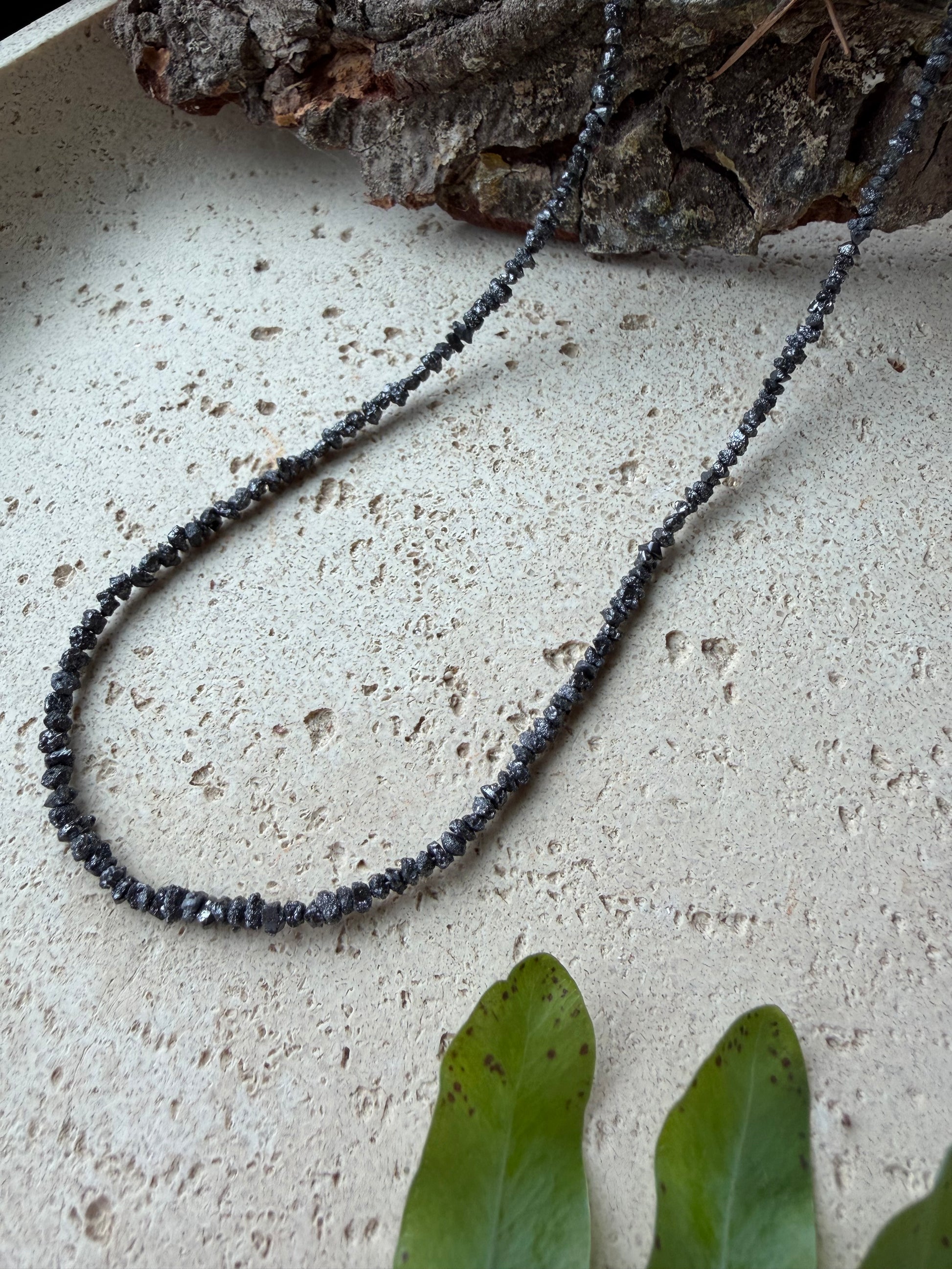 Roh-Diamant Splitterkette mit 925 Silber Karabinerverschluss – Naturstein, Naturlichtmagie