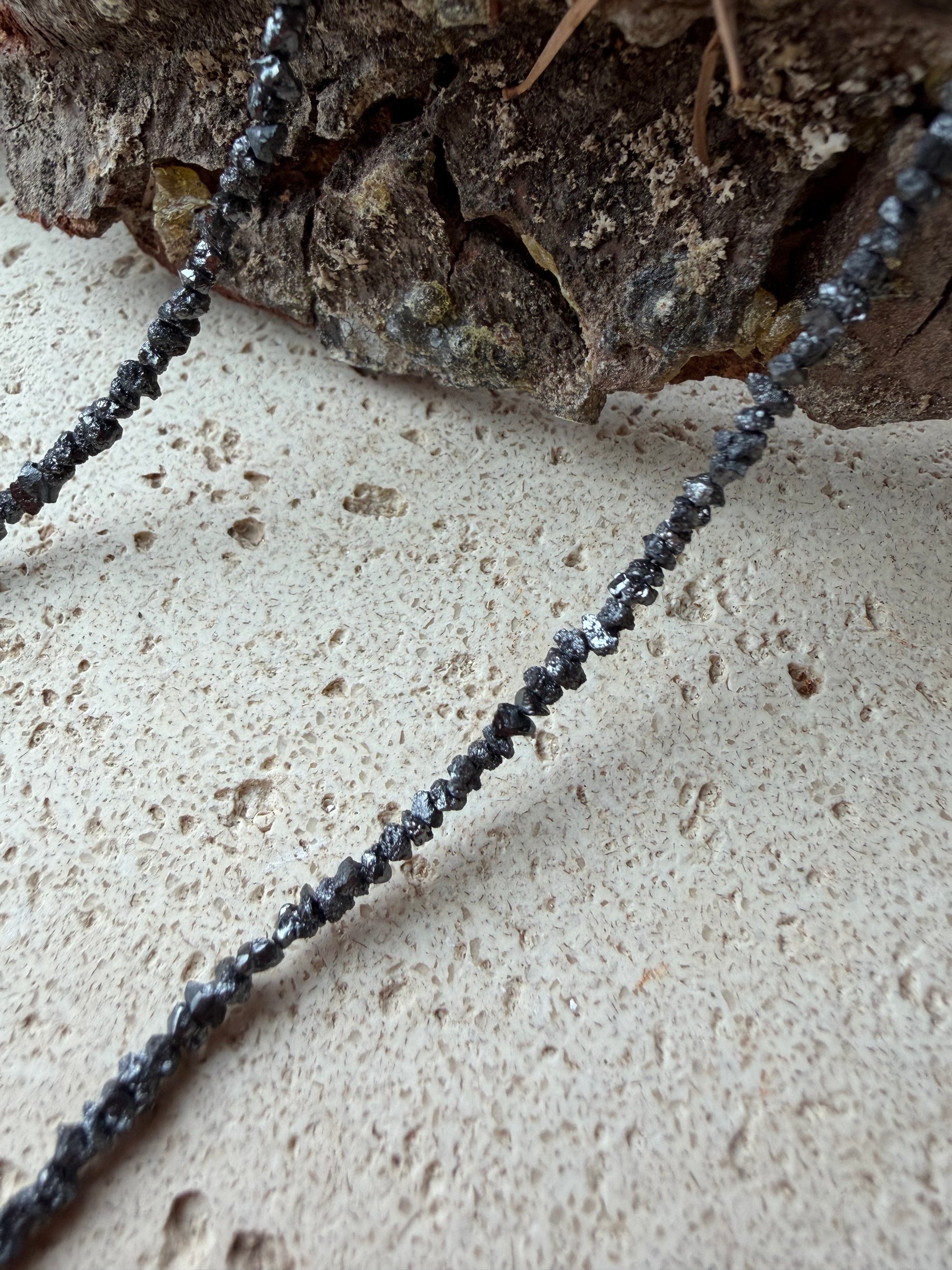 Roh-Diamant Splitterkette mit 925 Silber Karabinerverschluss – Naturstein, Naturlichtmagie