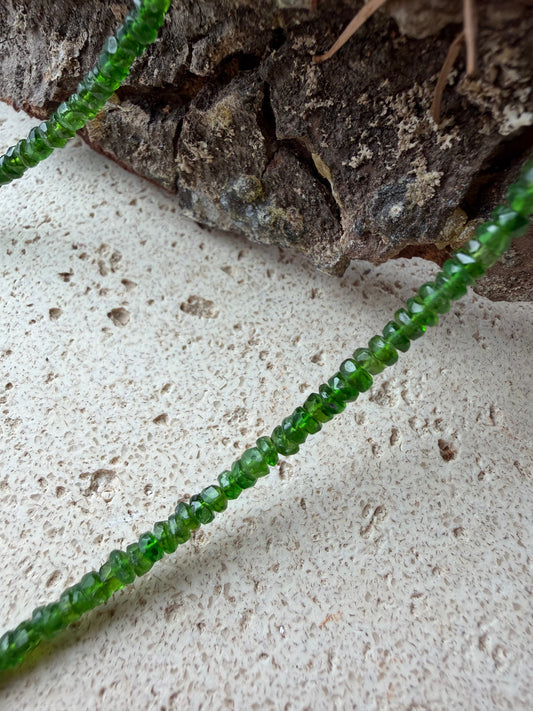 Chromdiopsid Halskette