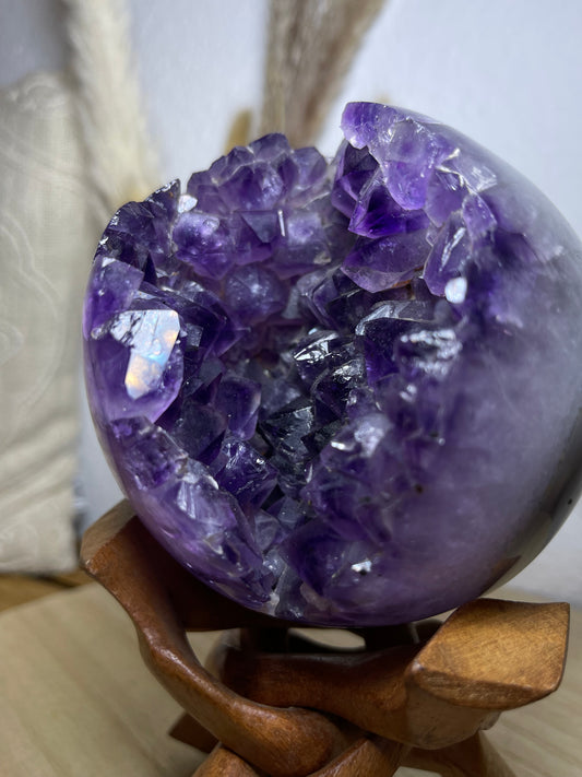 Amethyst Sphere