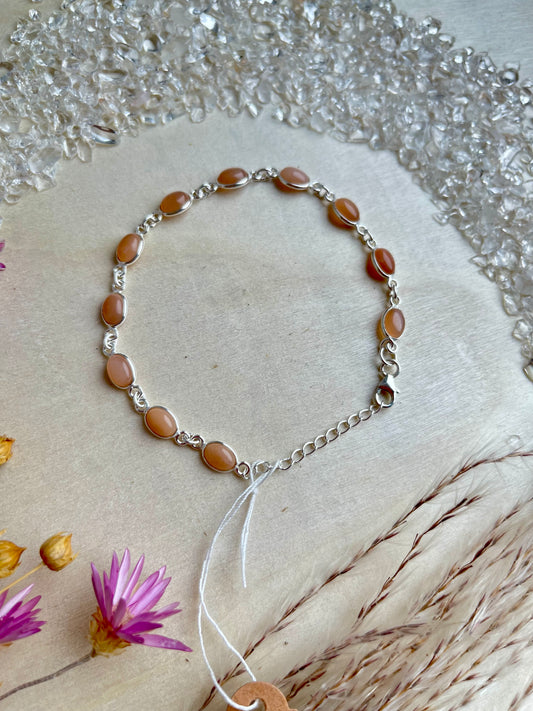 Filigranes Armband mit Regenbogen-Mondstein aus 925 Silber, verstellbar, Naturlichtmagie